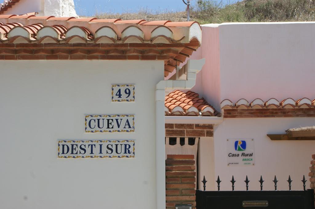 Cueva Destisur Hotel Guadix Buitenkant foto
